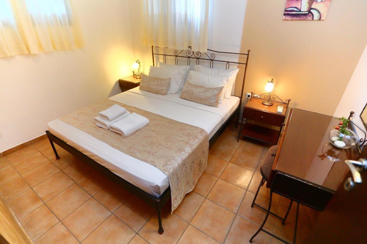 Vathi Aparthotel 4*